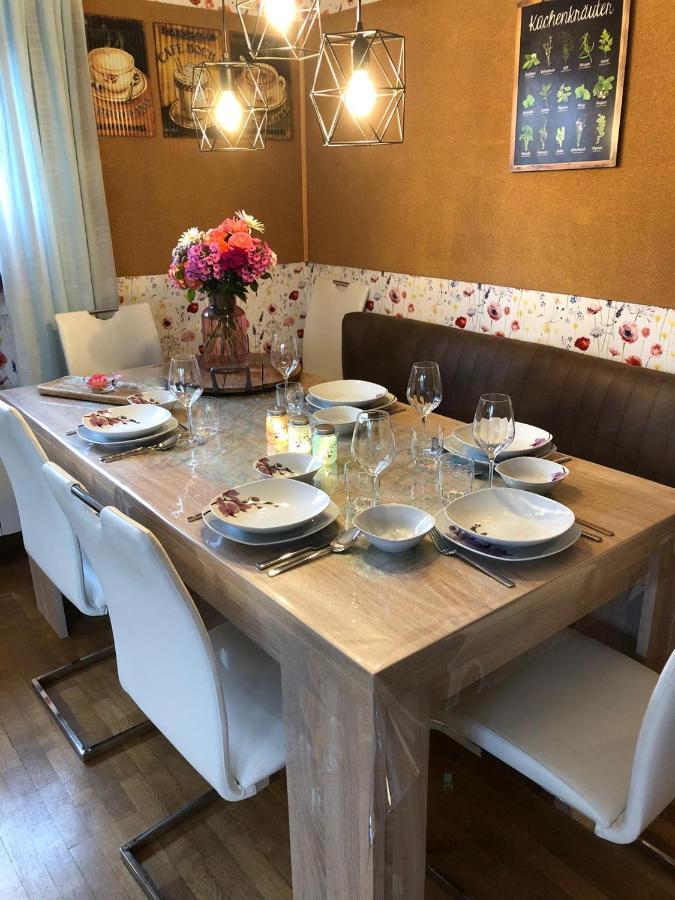 Villa Haus Zissi Burg Reuland Esterno foto